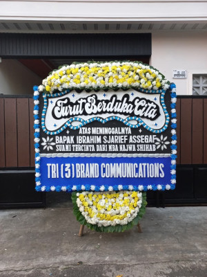 Papan Bunga Duka di Ploso